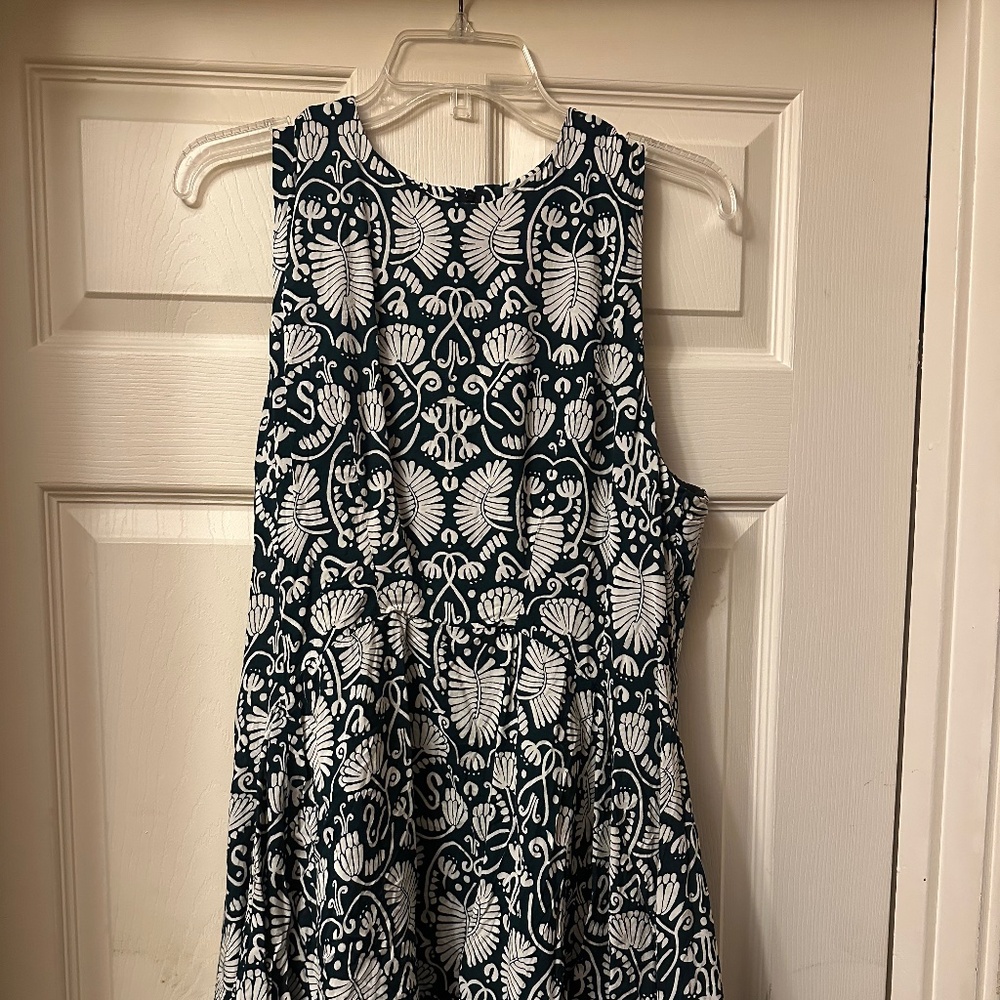 H&M Size 14 Aqua White Paisley Fit & Flare Dress
